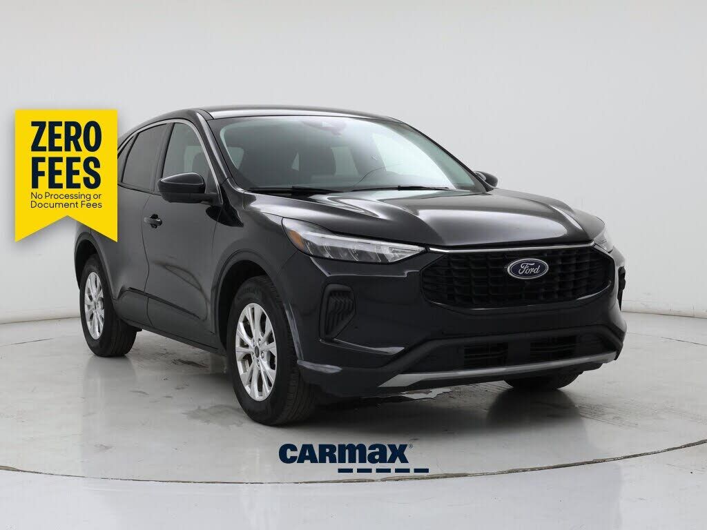 2023 FORD Escape