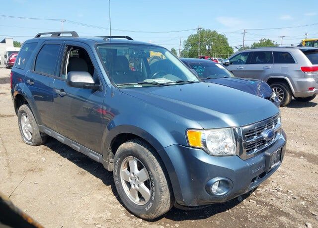 2010 FORD Escape