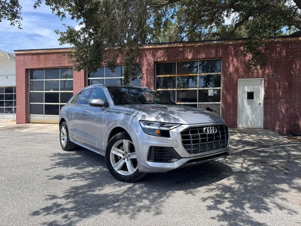 2019 AUDI Q8