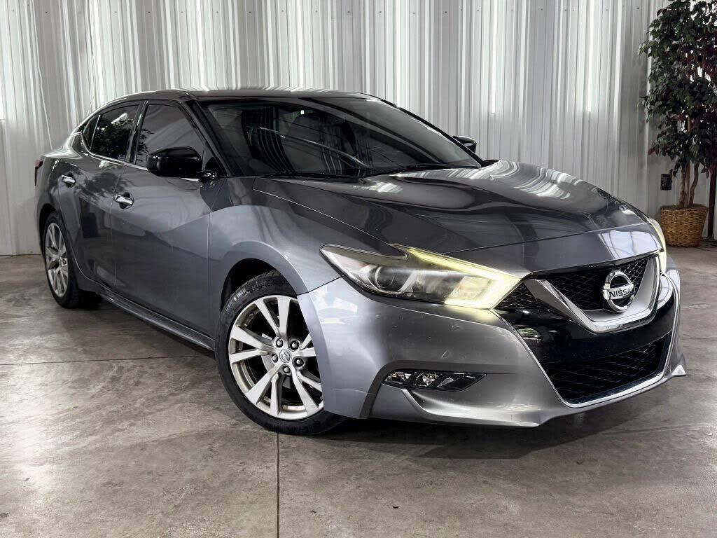 2017 NISSAN Maxima