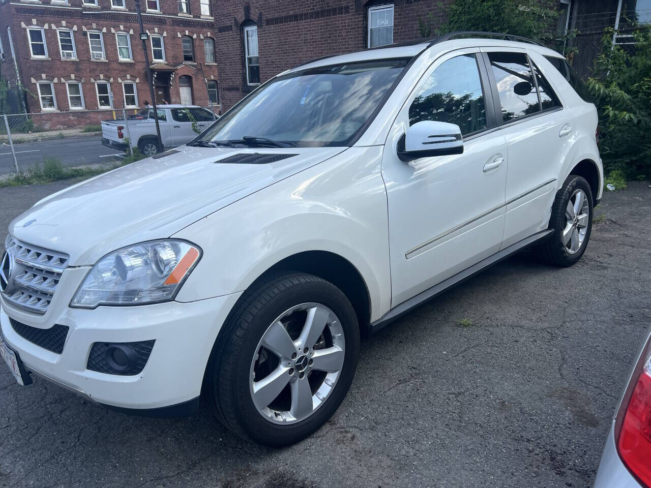 2009 MERCEDES-BENZ M-Class