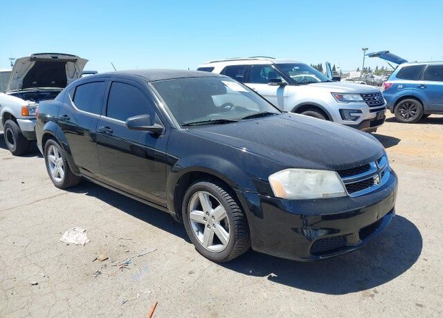 2013 DODGE Avenger