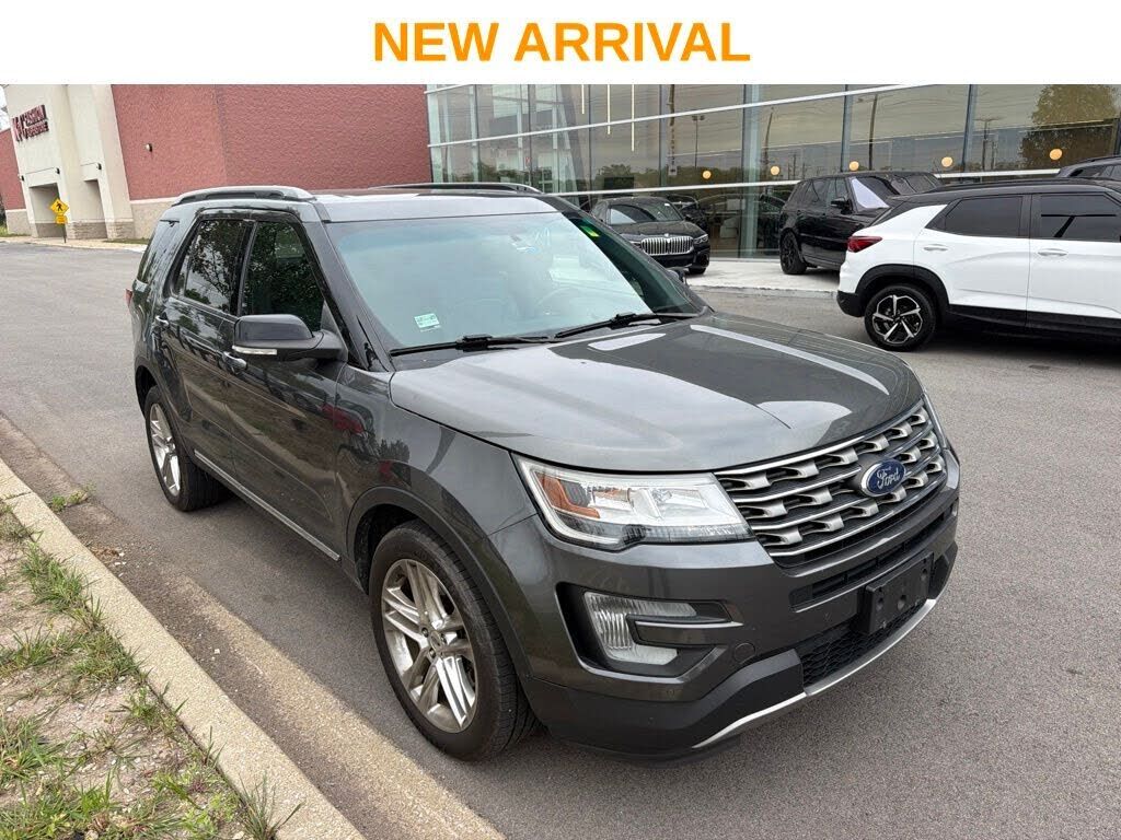 2016 FORD Explorer