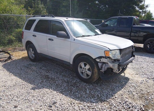 2010 FORD Escape