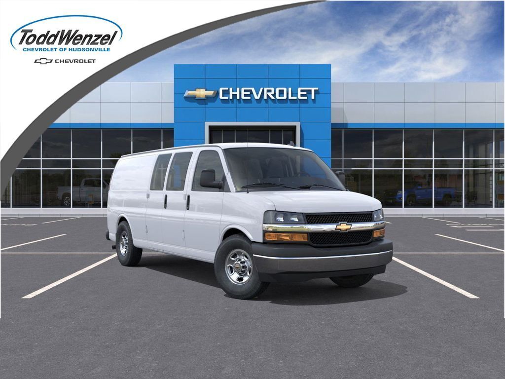 2025 CHEVROLET Express