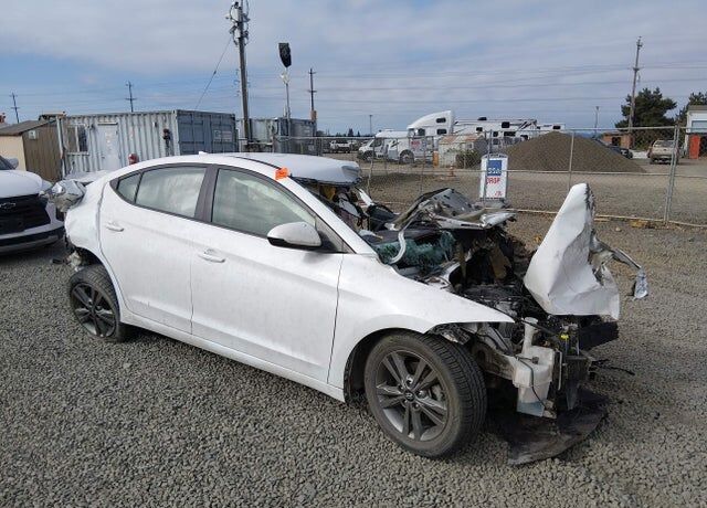 2018 HYUNDAI Elantra