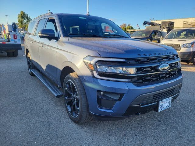 2023 FORD Expedition