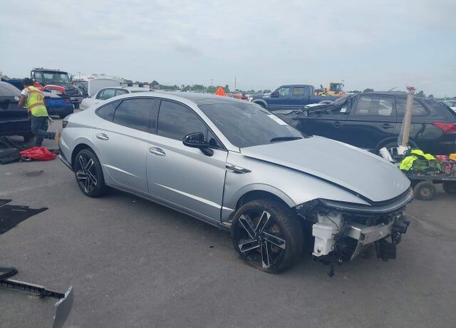 2024 HYUNDAI Sonata