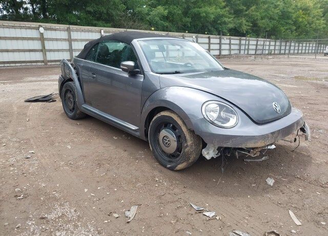 2015 VOLKSWAGEN Beetle