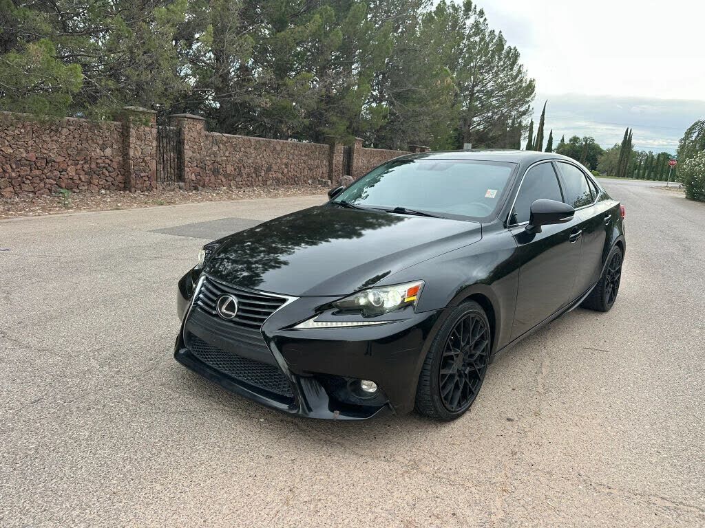 2016 LEXUS IS