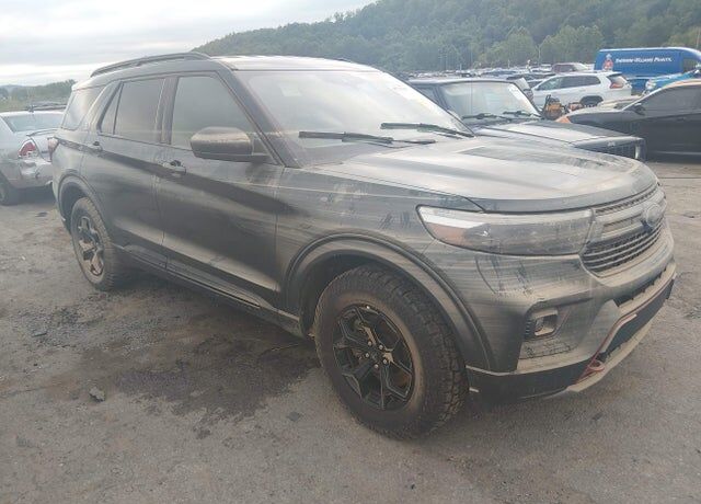 2021 FORD Explorer