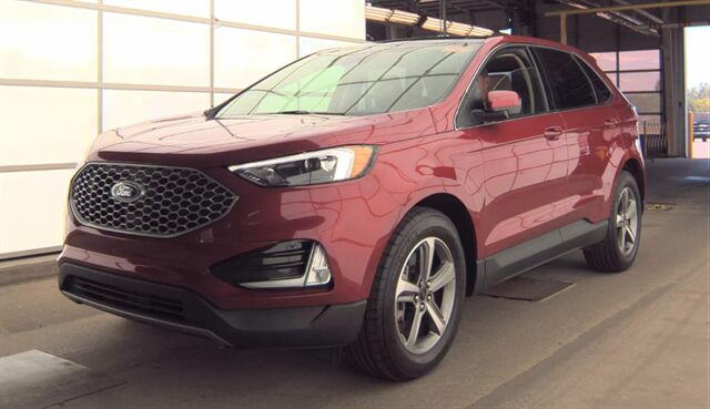 2023 FORD Edge
