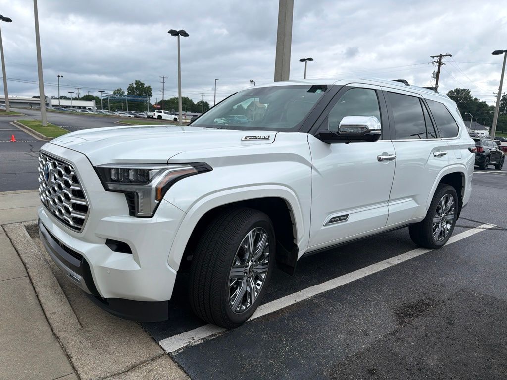 2024 TOYOTA Sequoia