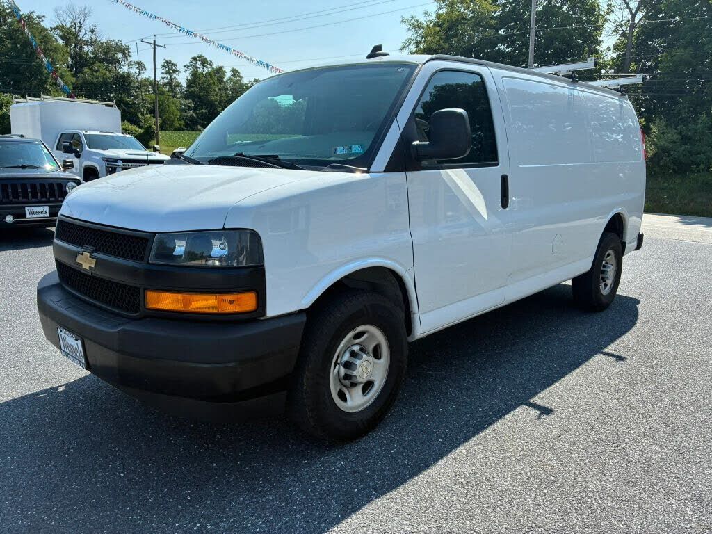 2021 CHEVROLET Express
