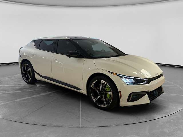 2023 KIA EV6
