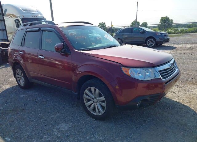 2013 SUBARU Forester