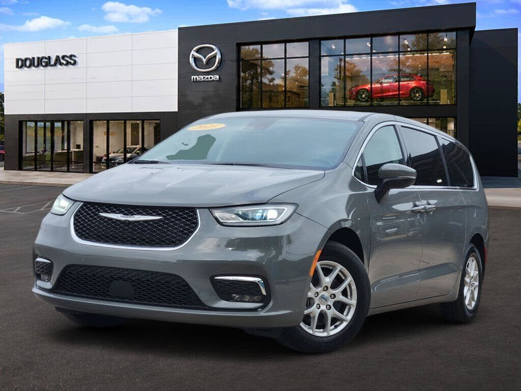 2023 CHRYSLER Pacifica