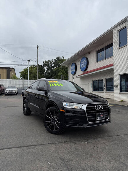 2017 AUDI Q3