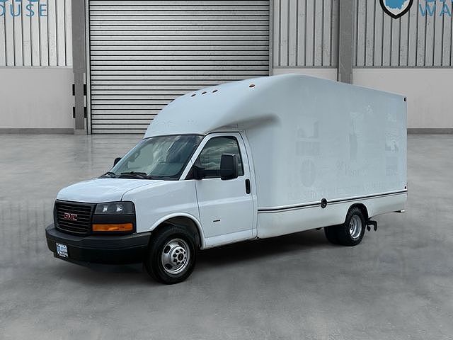 2018 GMC Savana