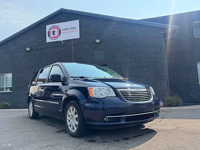 2015 CHRYSLER Town and Country