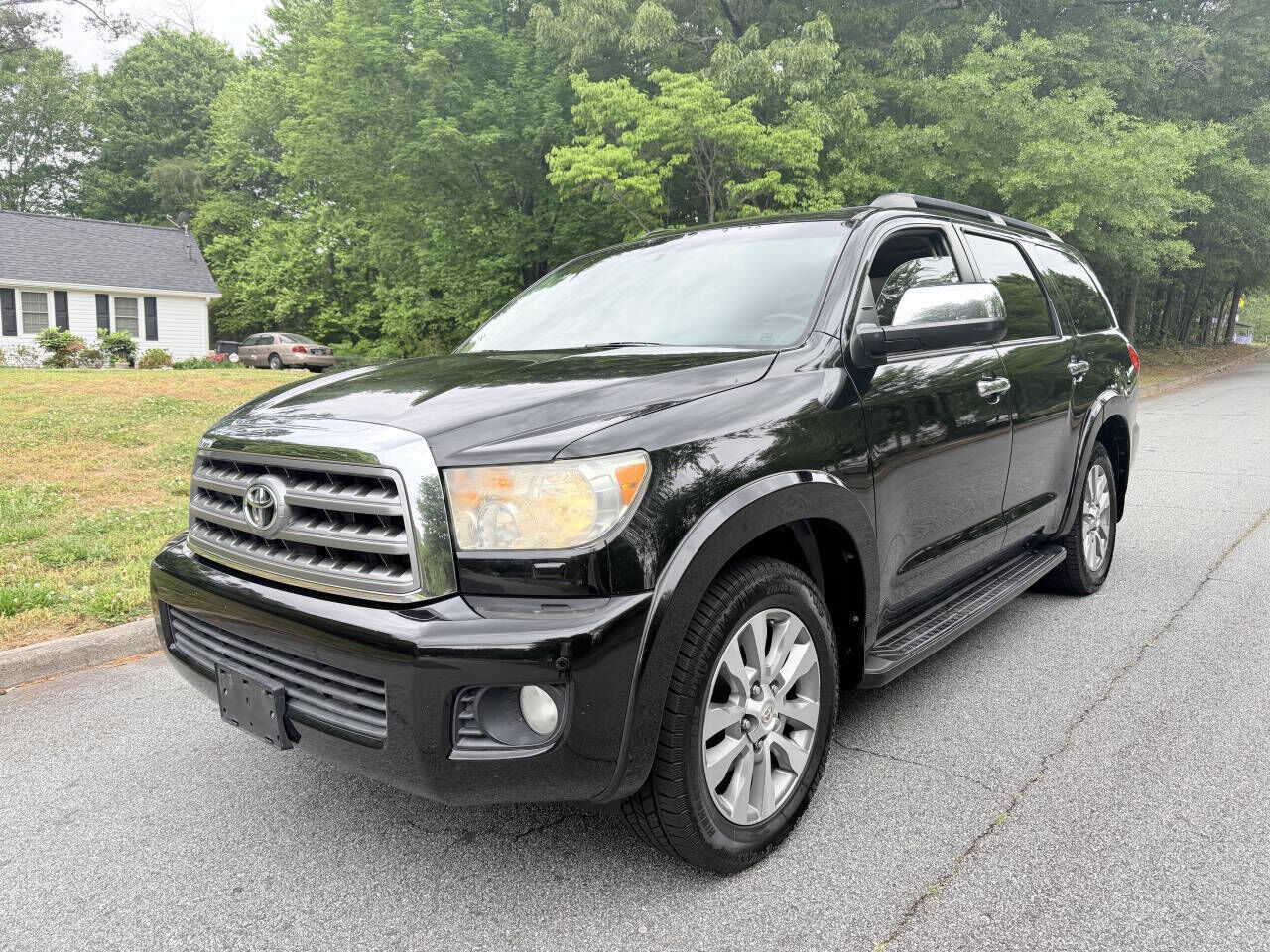 2016 TOYOTA Sequoia