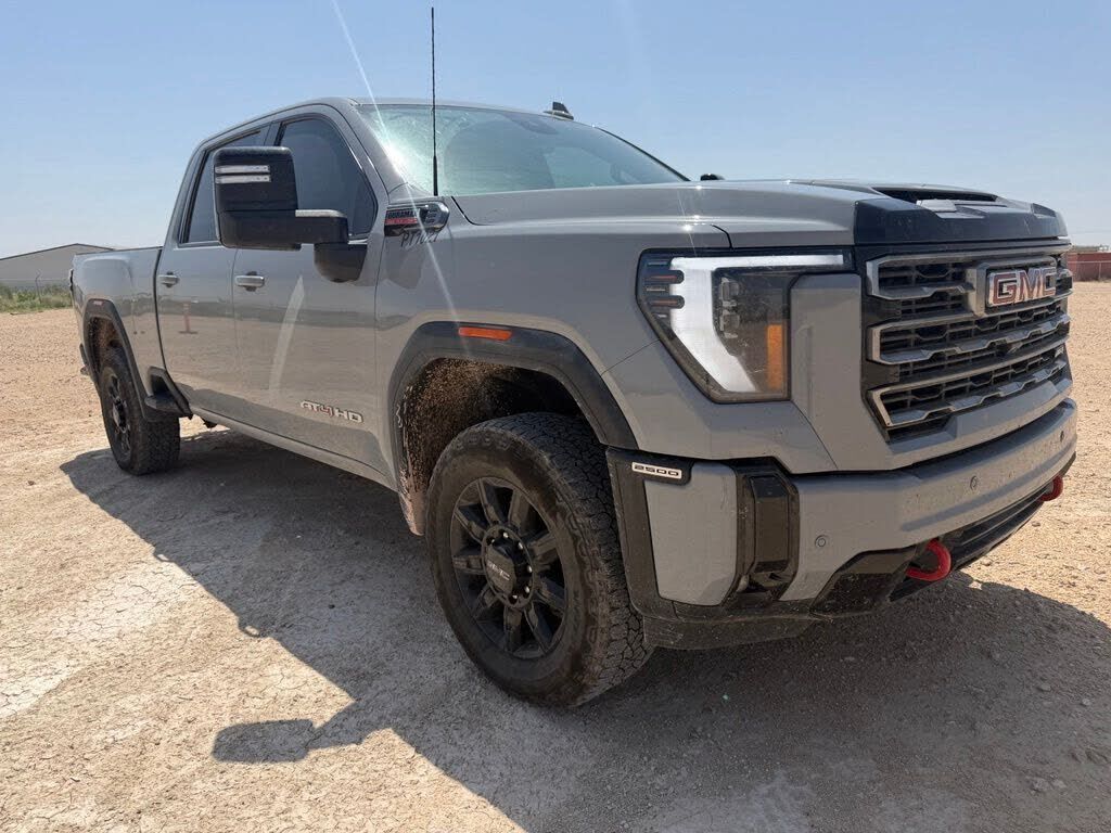 2025 GMC Sierra HD