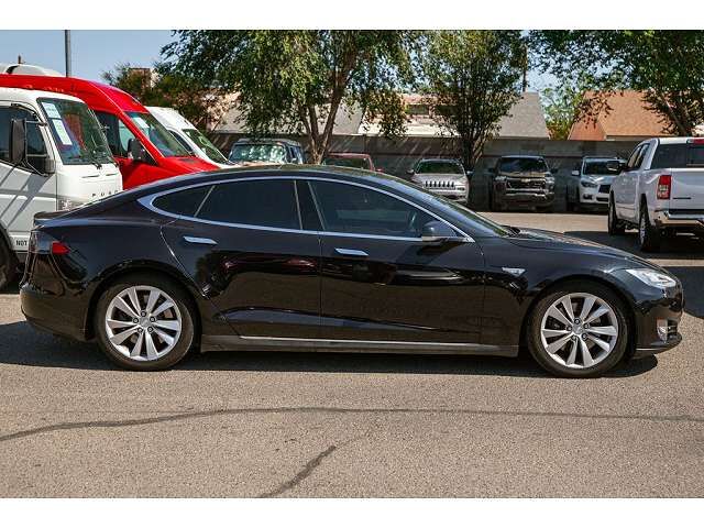 2016 TESLA Model S