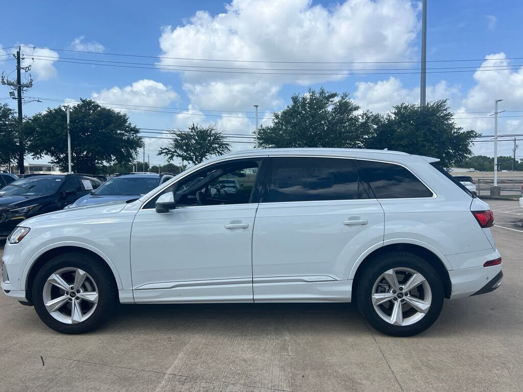 2023 AUDI Q7
