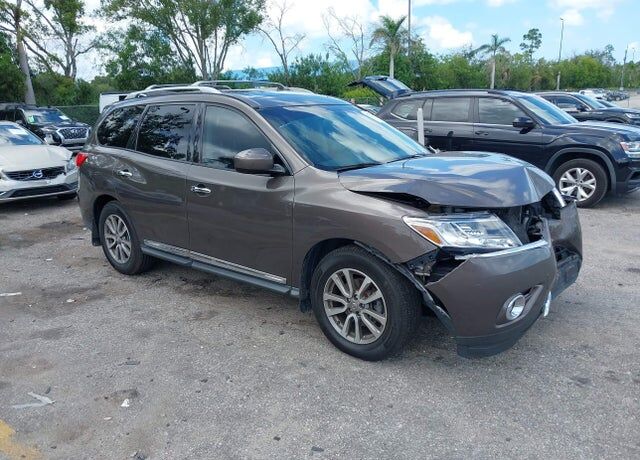 2015 NISSAN Pathfinder