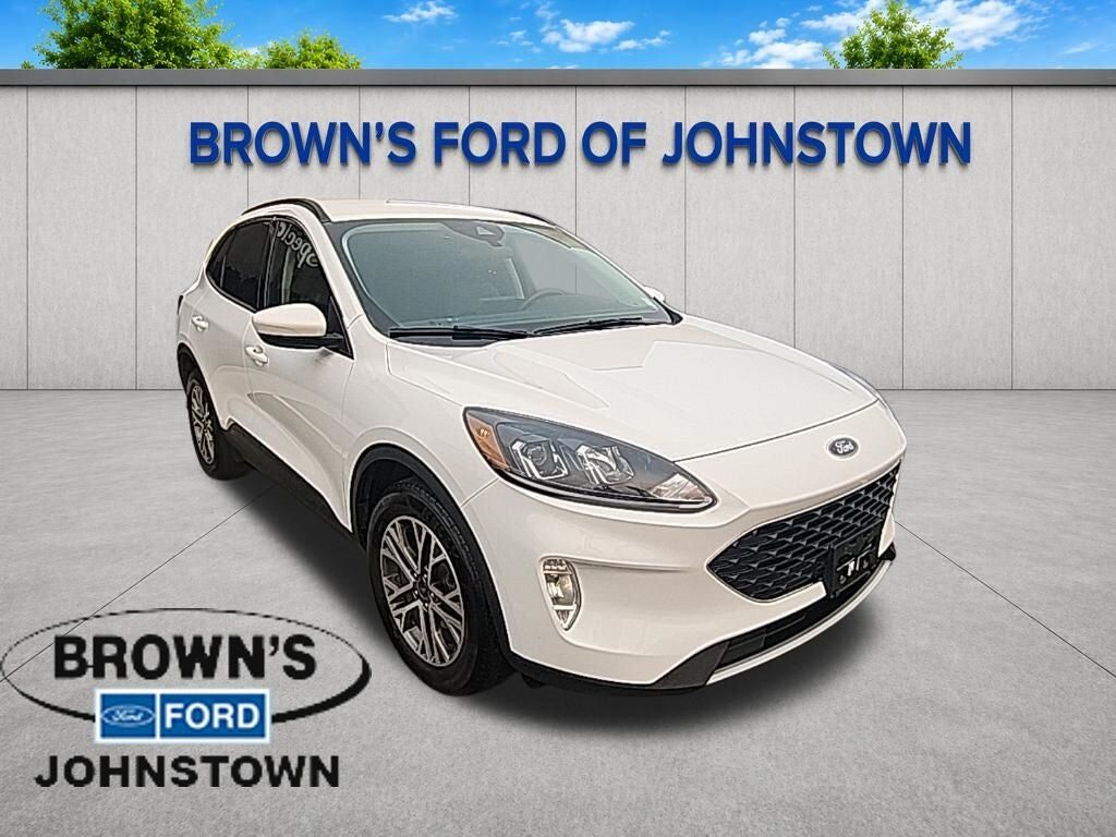 2021 FORD Escape