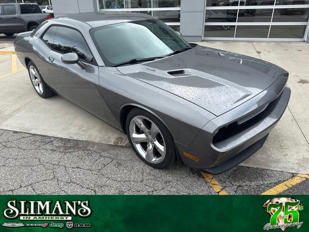 2012 DODGE Challenger