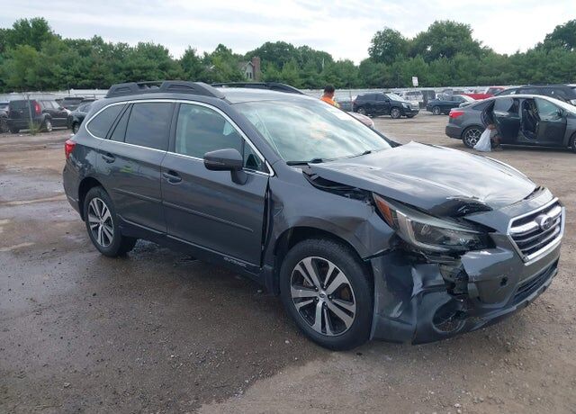 2018 SUBARU Outback