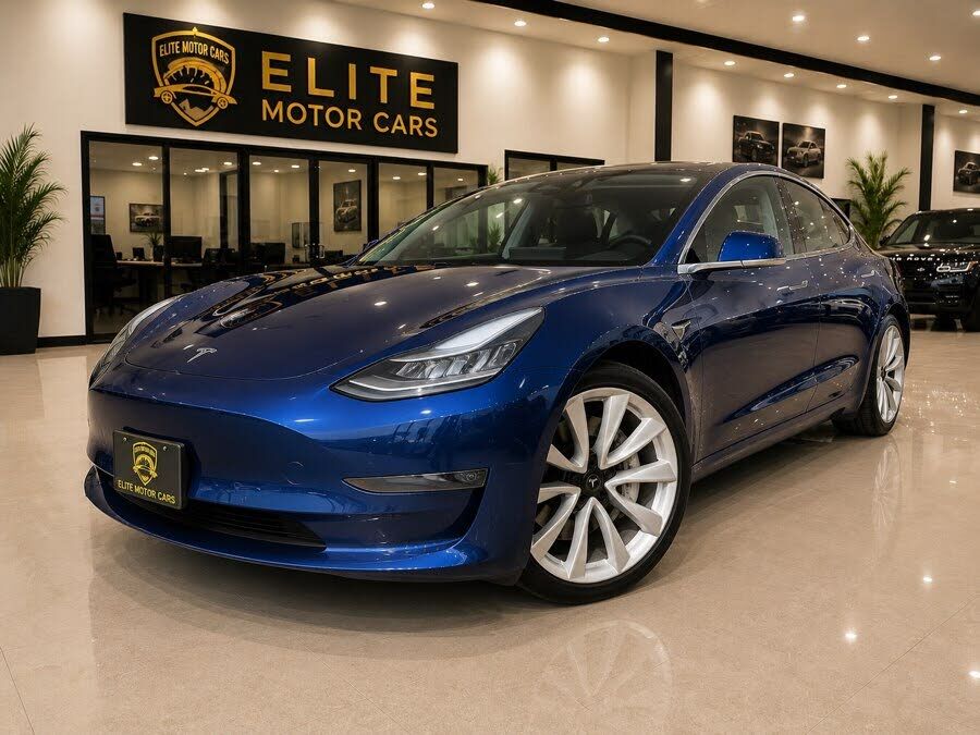 2018 TESLA Model 3