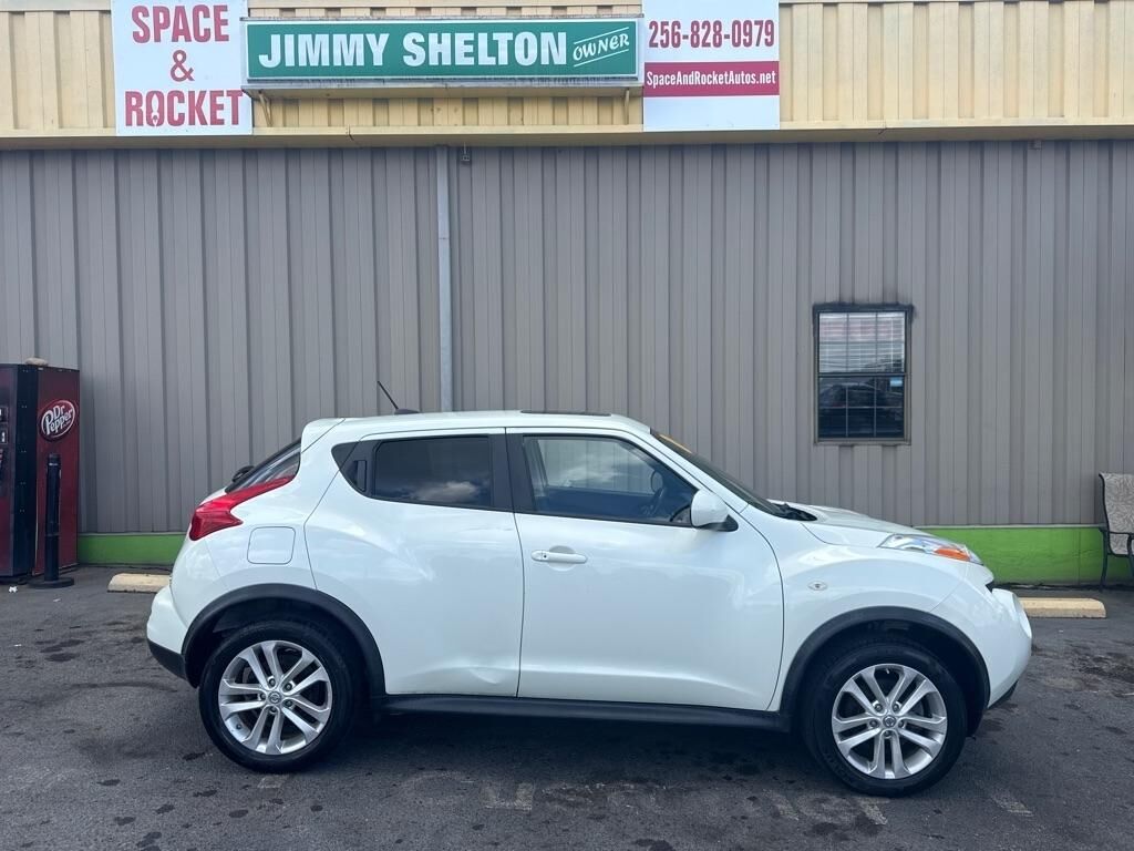 2011 NISSAN Juke