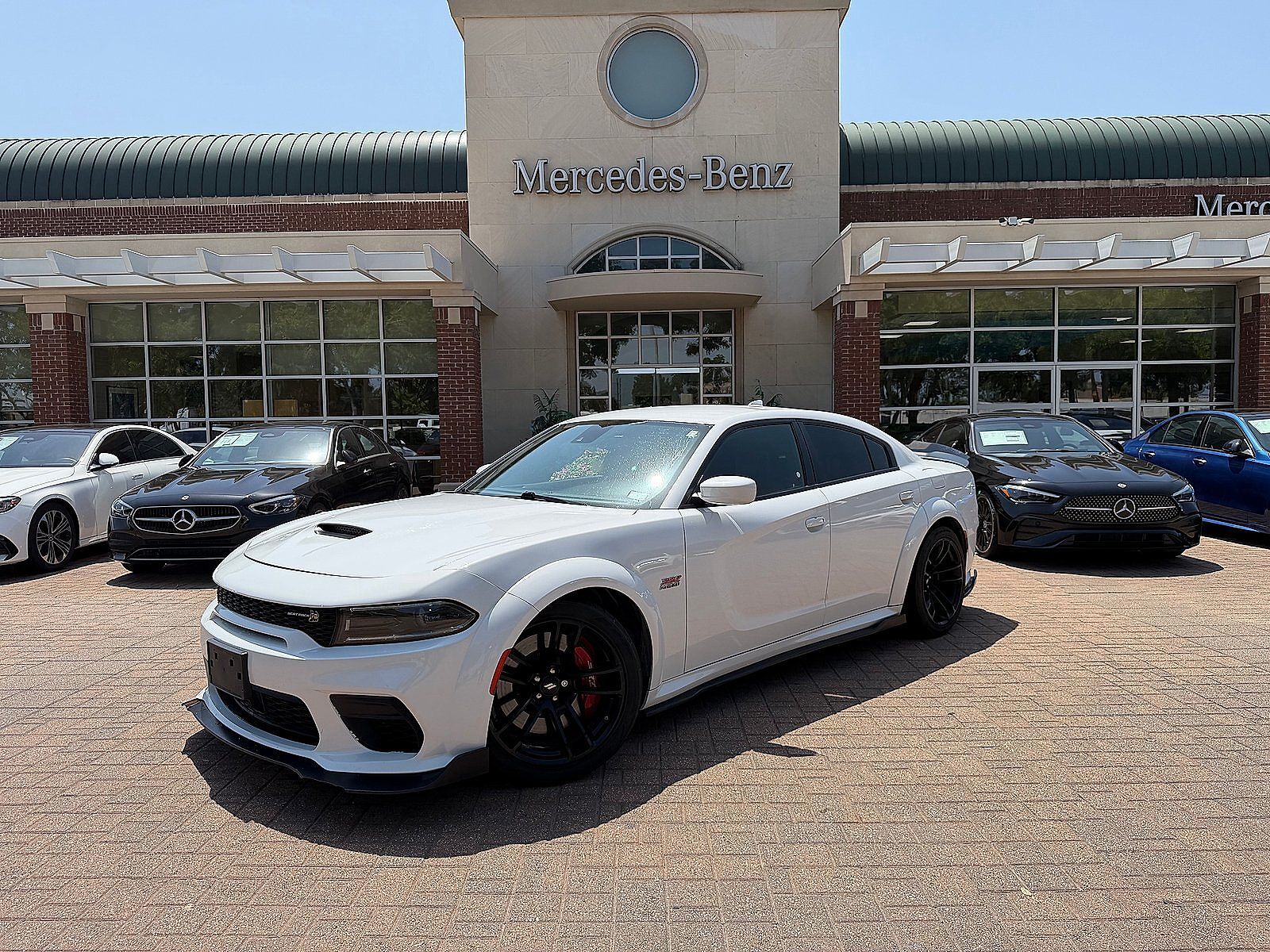 2022 DODGE Charger