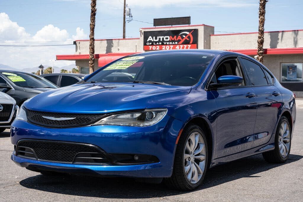 2016 CHRYSLER 200