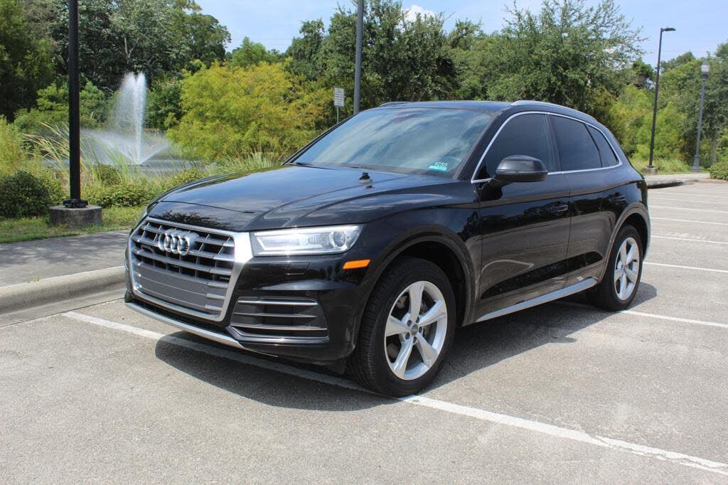 2020 AUDI Q5