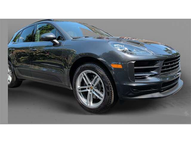 2019 PORSCHE Macan