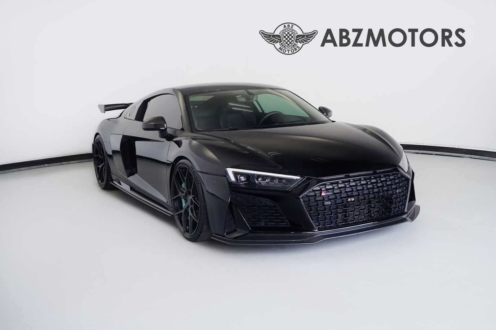 2020 AUDI R8