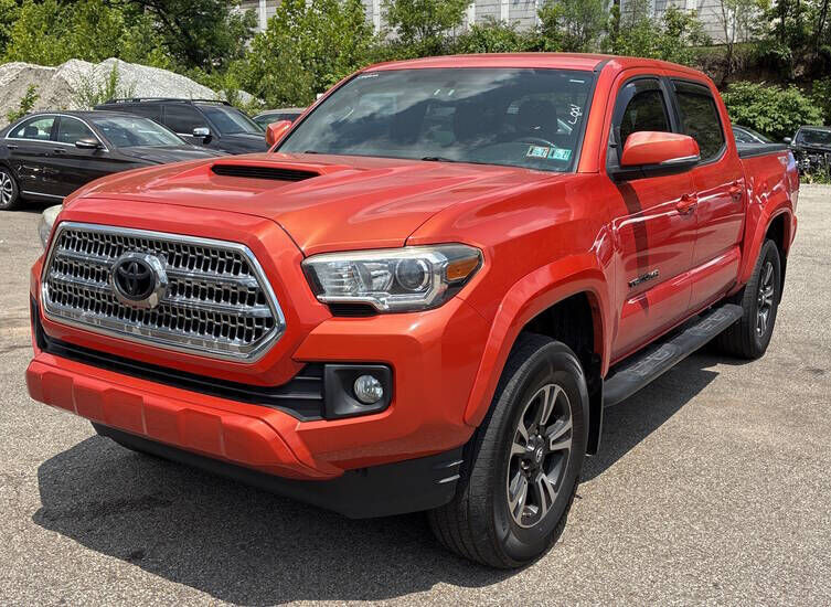 2016 TOYOTA Tacoma
