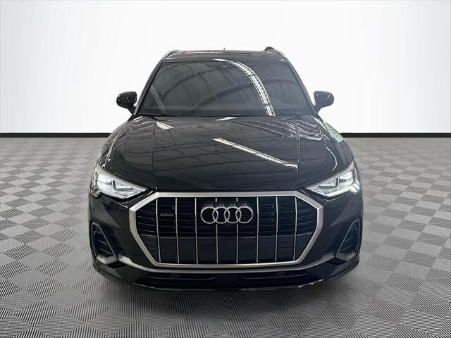 2023 AUDI Q3