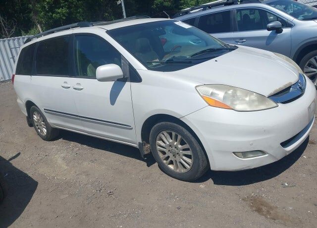 2008 TOYOTA Sienna