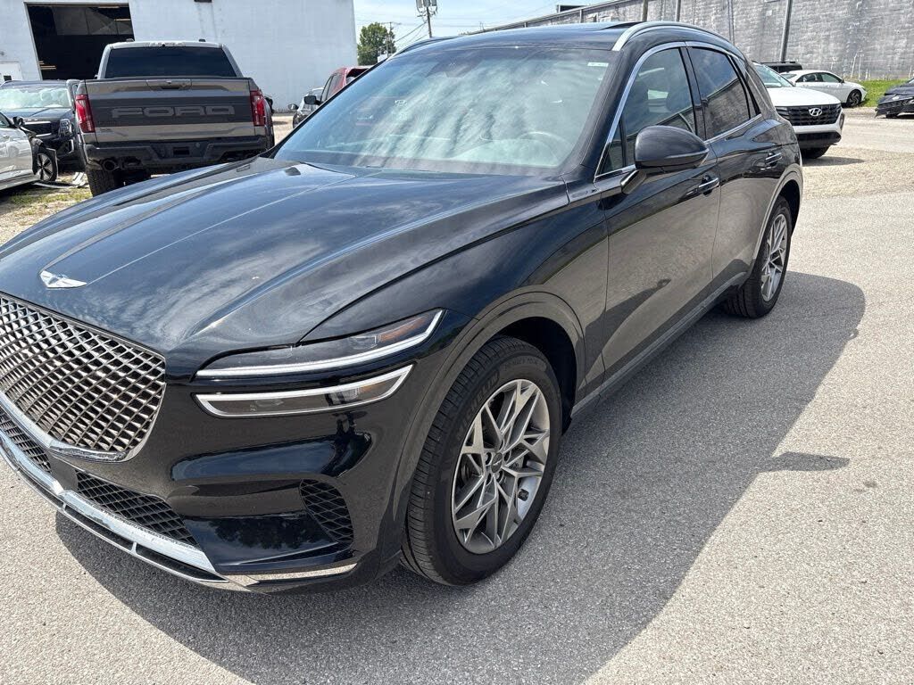 2025 GENESIS GV70