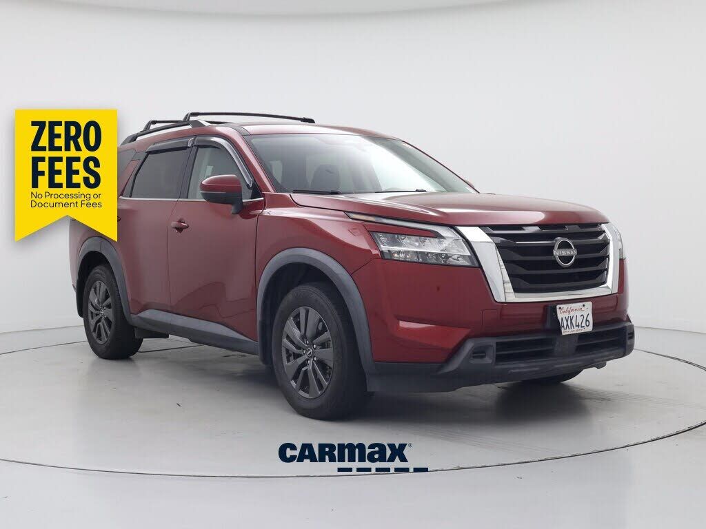 2022 NISSAN Pathfinder