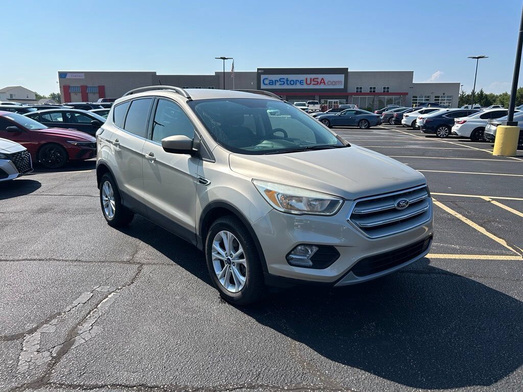 2018 FORD Escape