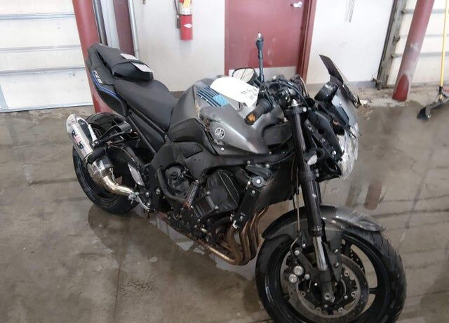 2013 YAMAHA FZ8-N