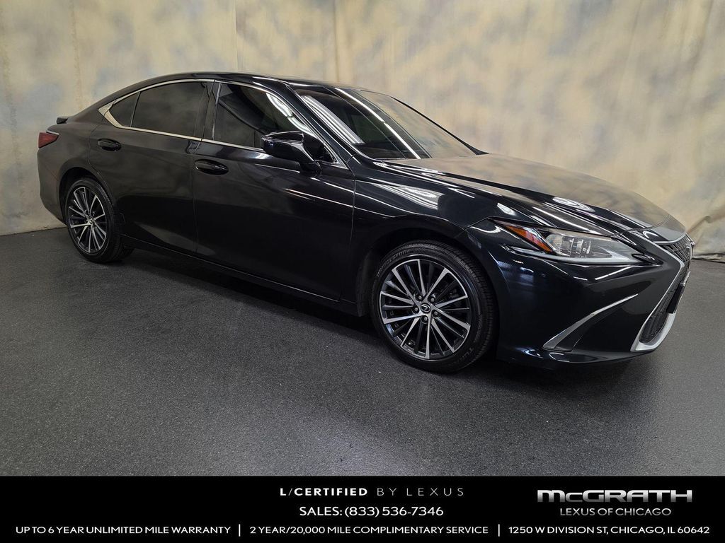 2022 LEXUS ES
