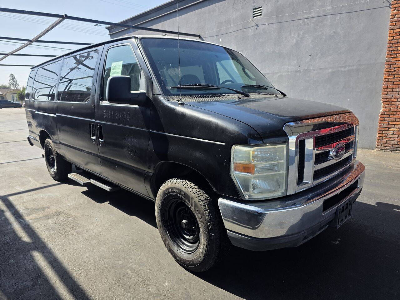2008 FORD E-350