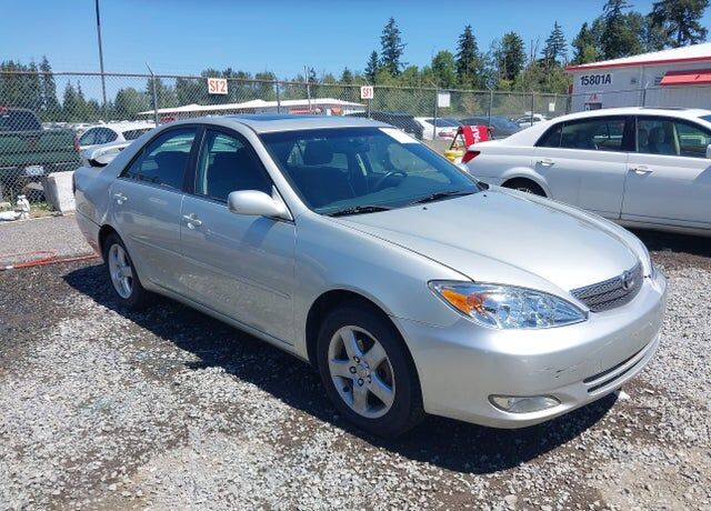 2002 TOYOTA Camry