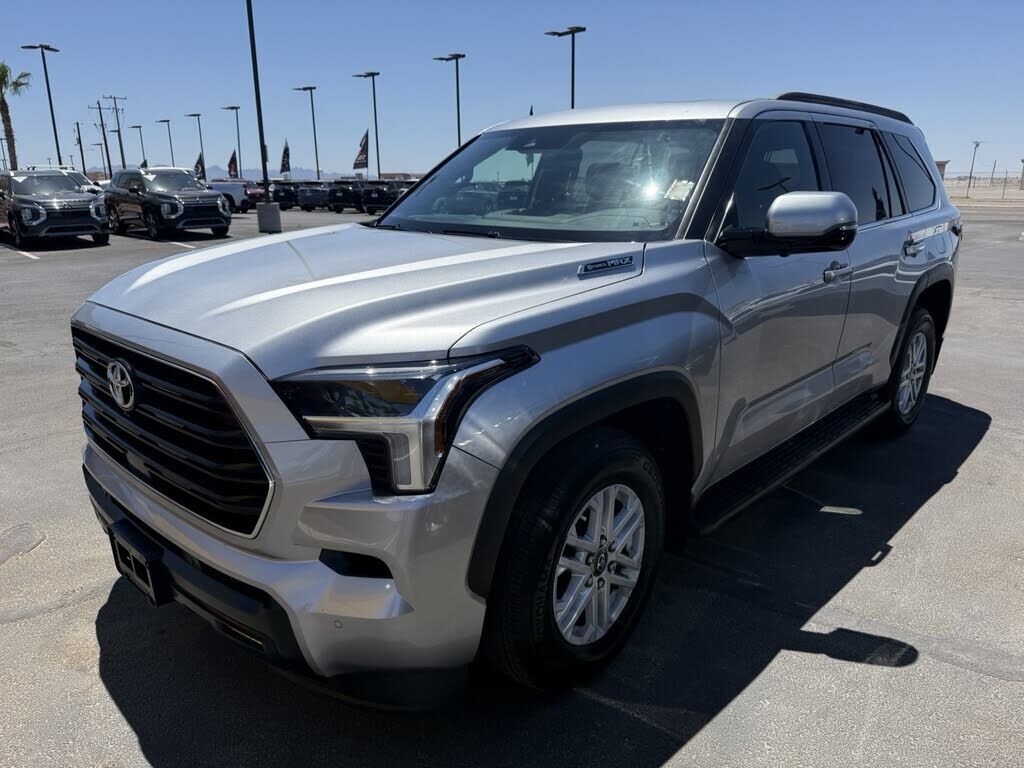 2025 TOYOTA Sequoia